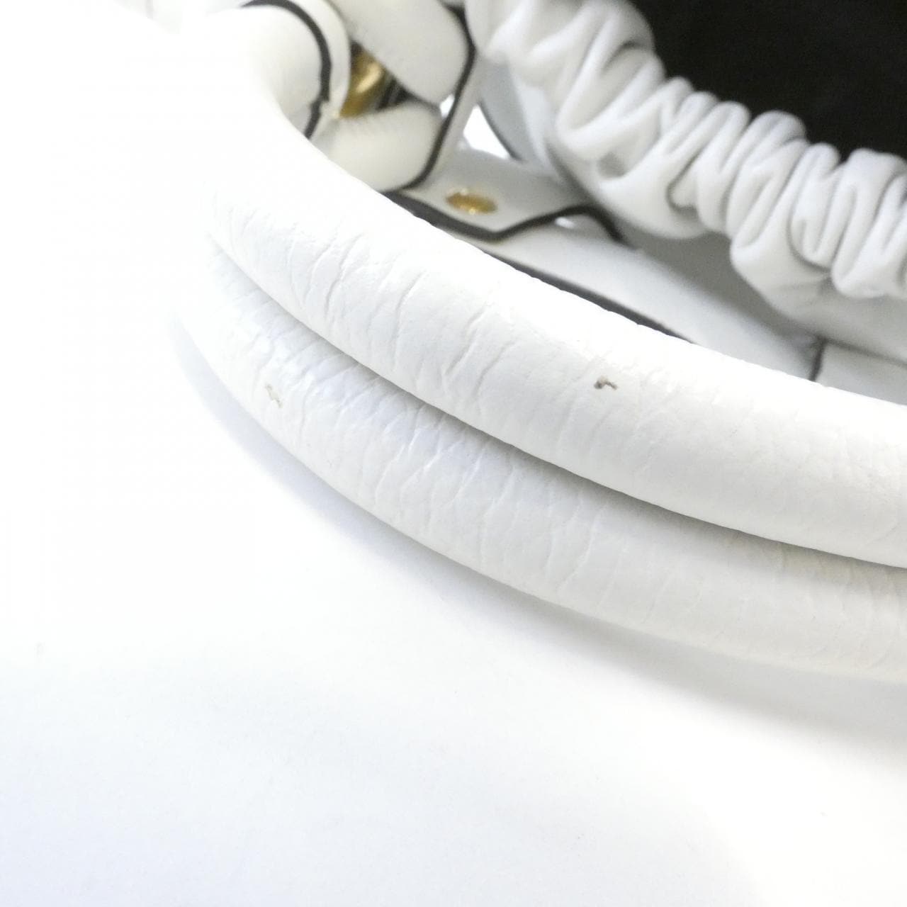 サルヴァトーレフェラガモ 21 1403 ショルダーバッグ