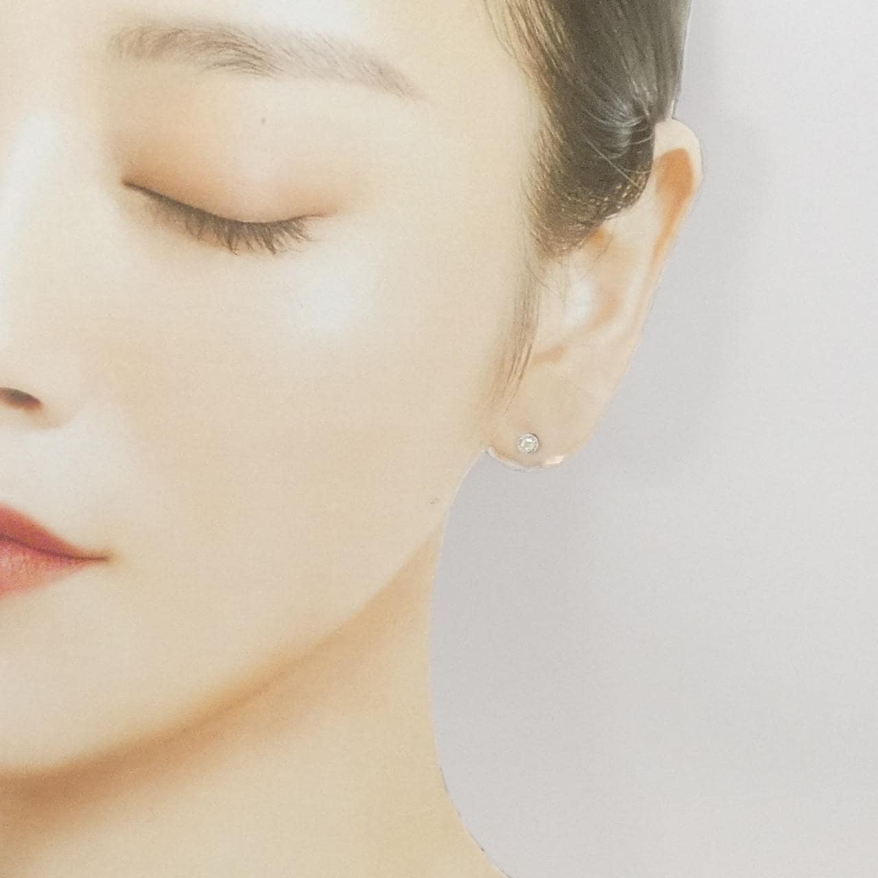 K18WG ダイヤモンド ピアス 0.08CT