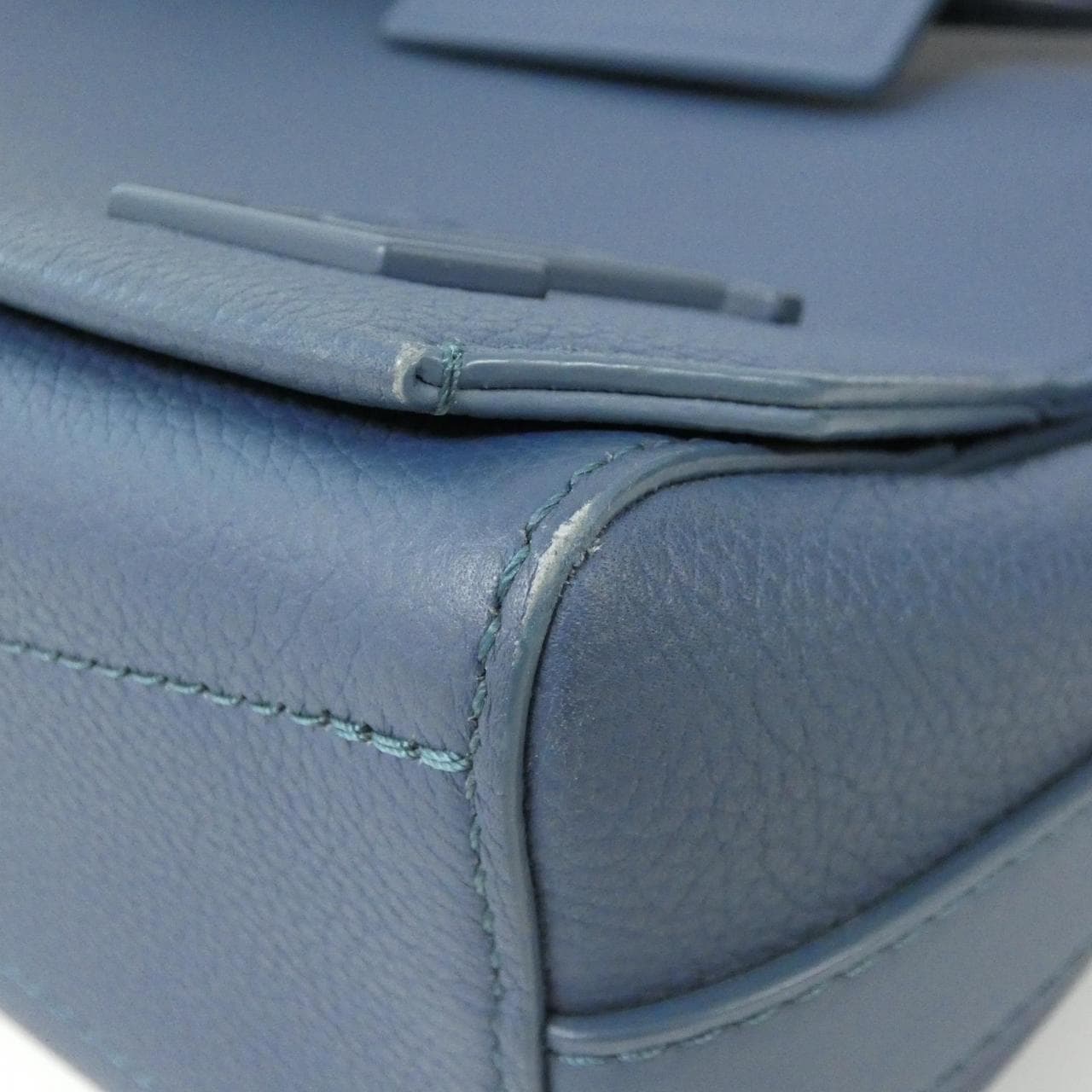 ルイヴィトン LVアエログラム テイクオフ メッセンジャー M23709 ショルダーバッグ