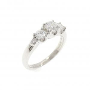 トリロジー ダイヤモンド ピンキー リング 0.505CT
