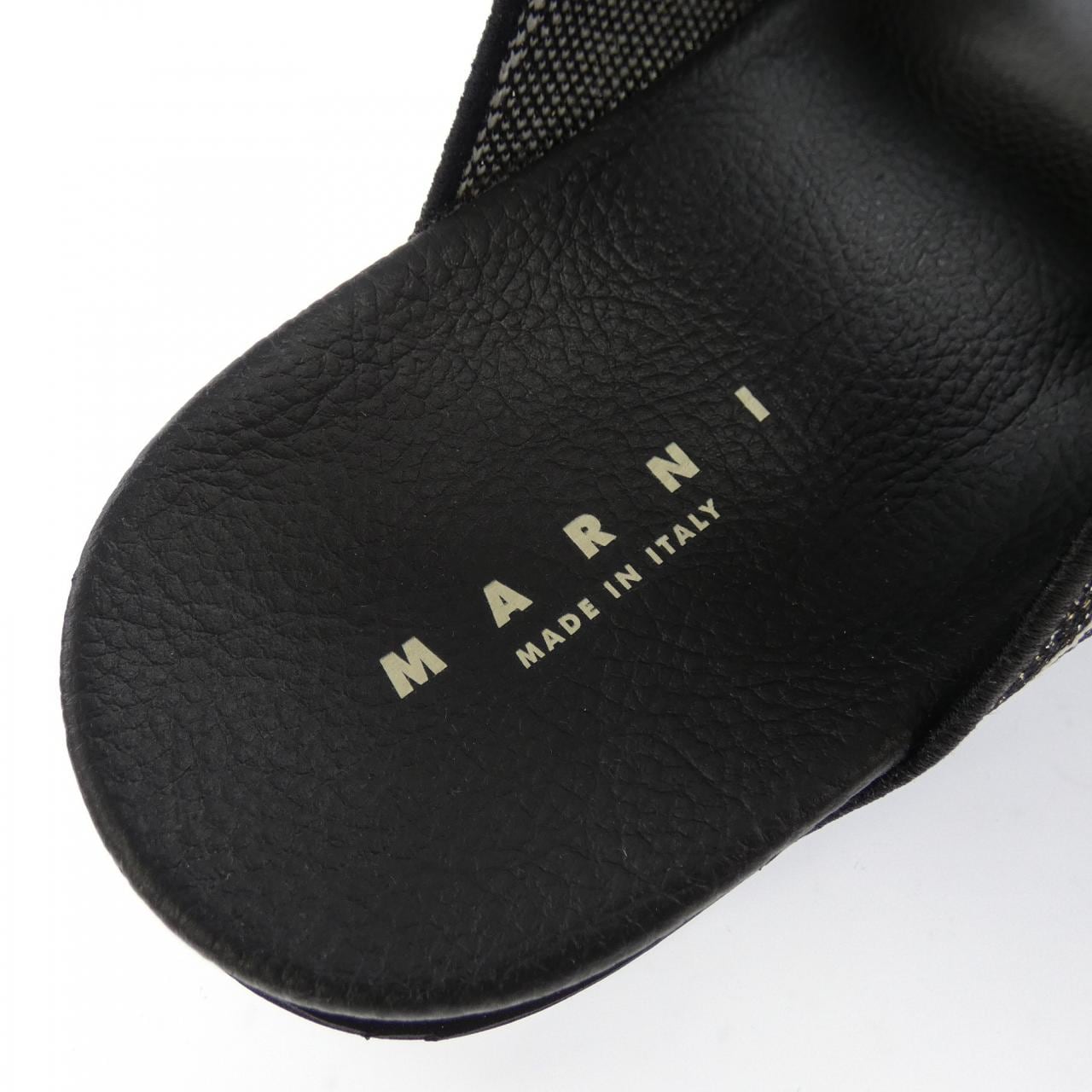 マルニ MARNI SAMS016802 P6393 サンダル