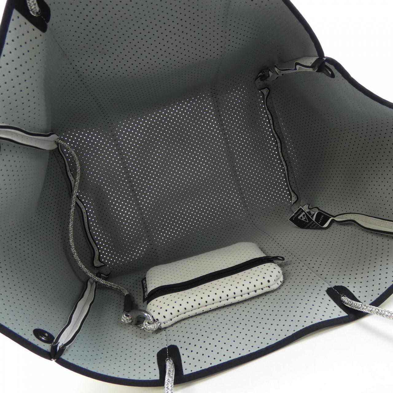 ステイトオブエスケープ STATE OF ESCAPE BAG
