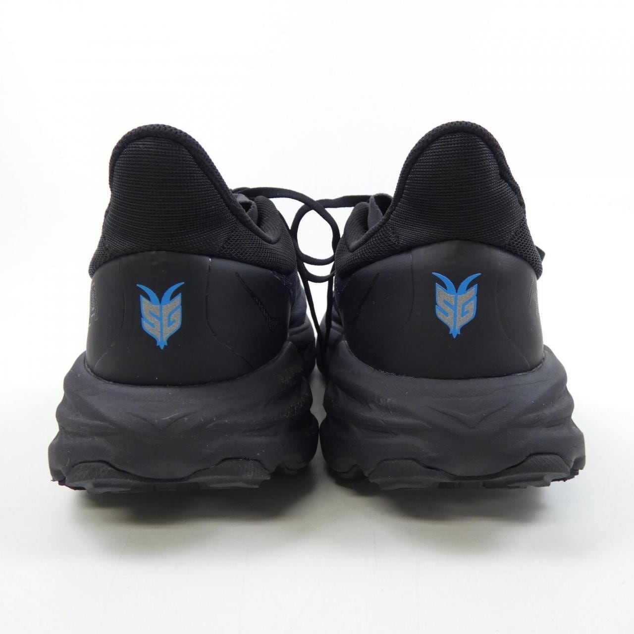 HOKA ONE ONE sneakers