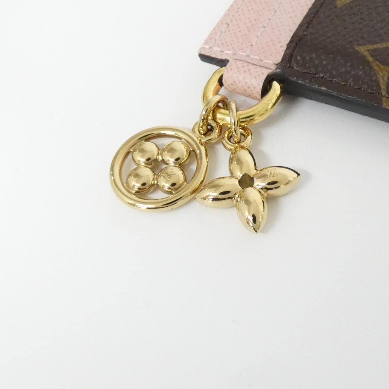 ルイヴィトン モノグラム カードケース ポルト カルト LVチャーム M82739 カードケース