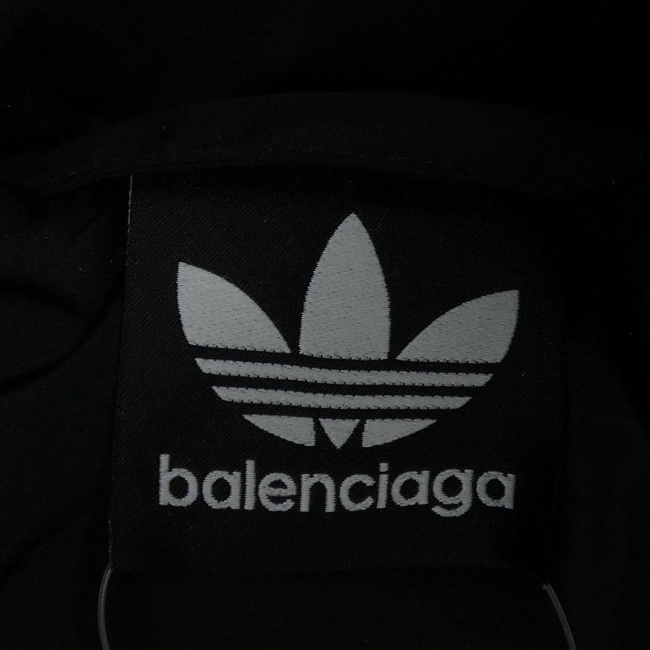 バレンシアガ BALENCIAGA ADIDAS 714898 TNO19 コート