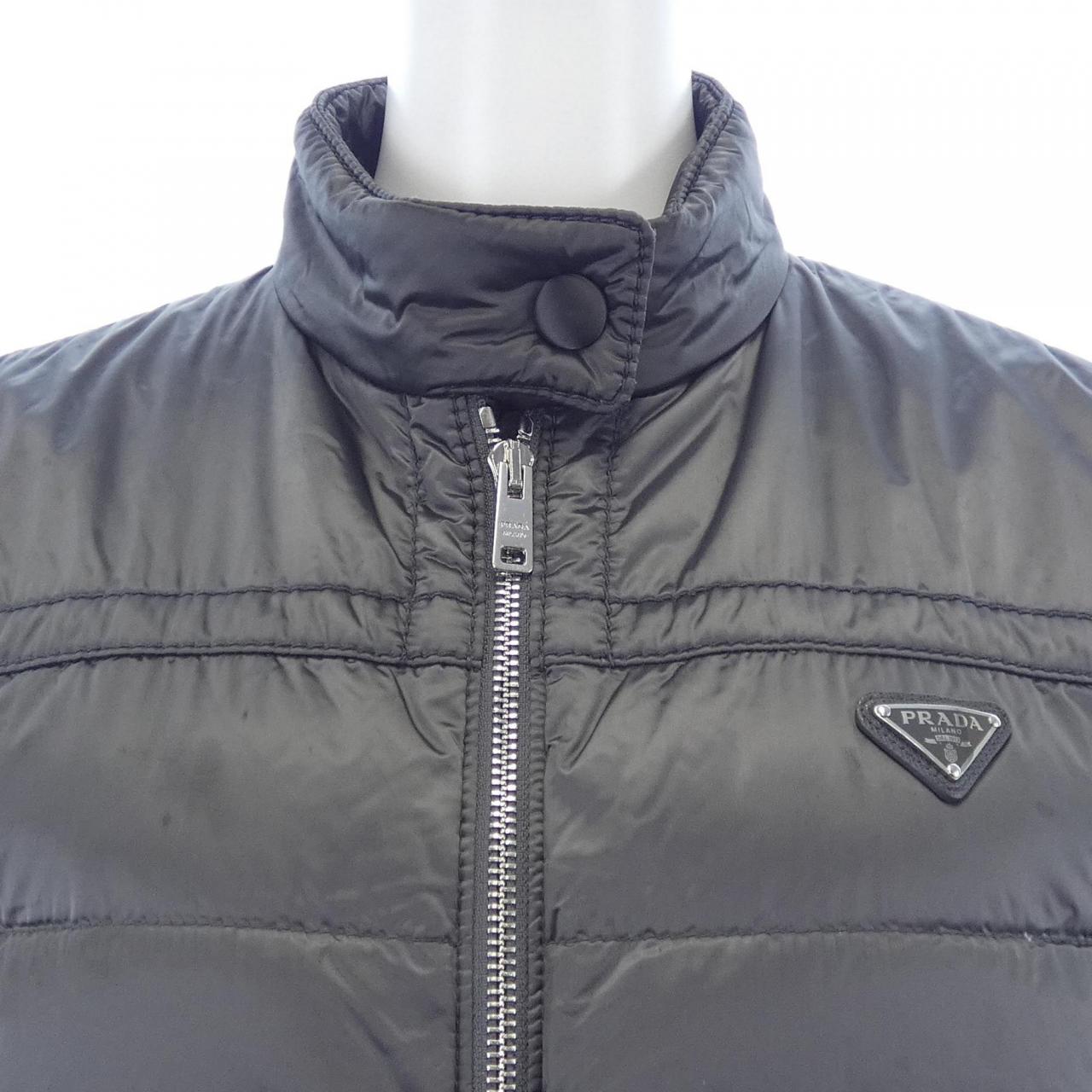 プラダ PRADA トライアングルロゴ 290830 R152 1DAB ダウンベスト