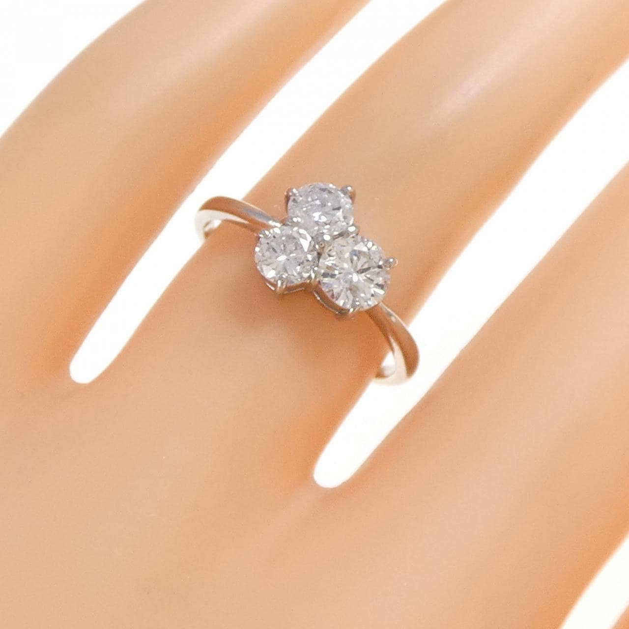 PT900 ダイヤモンド リング 1.00CT