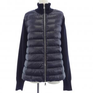 モンクレール MONCLER ダウンジャケット