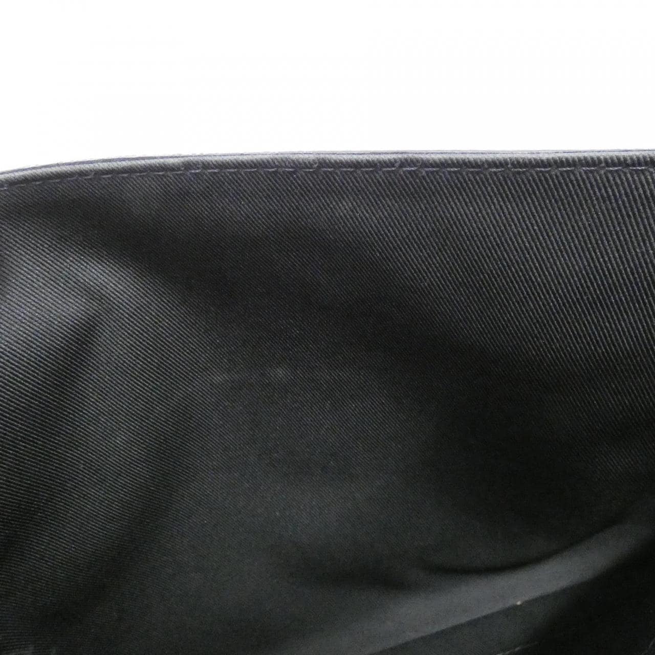 ルイヴィトン タイガ ラマ フラップ メッセンジャー M30413 ショルダーバッグ