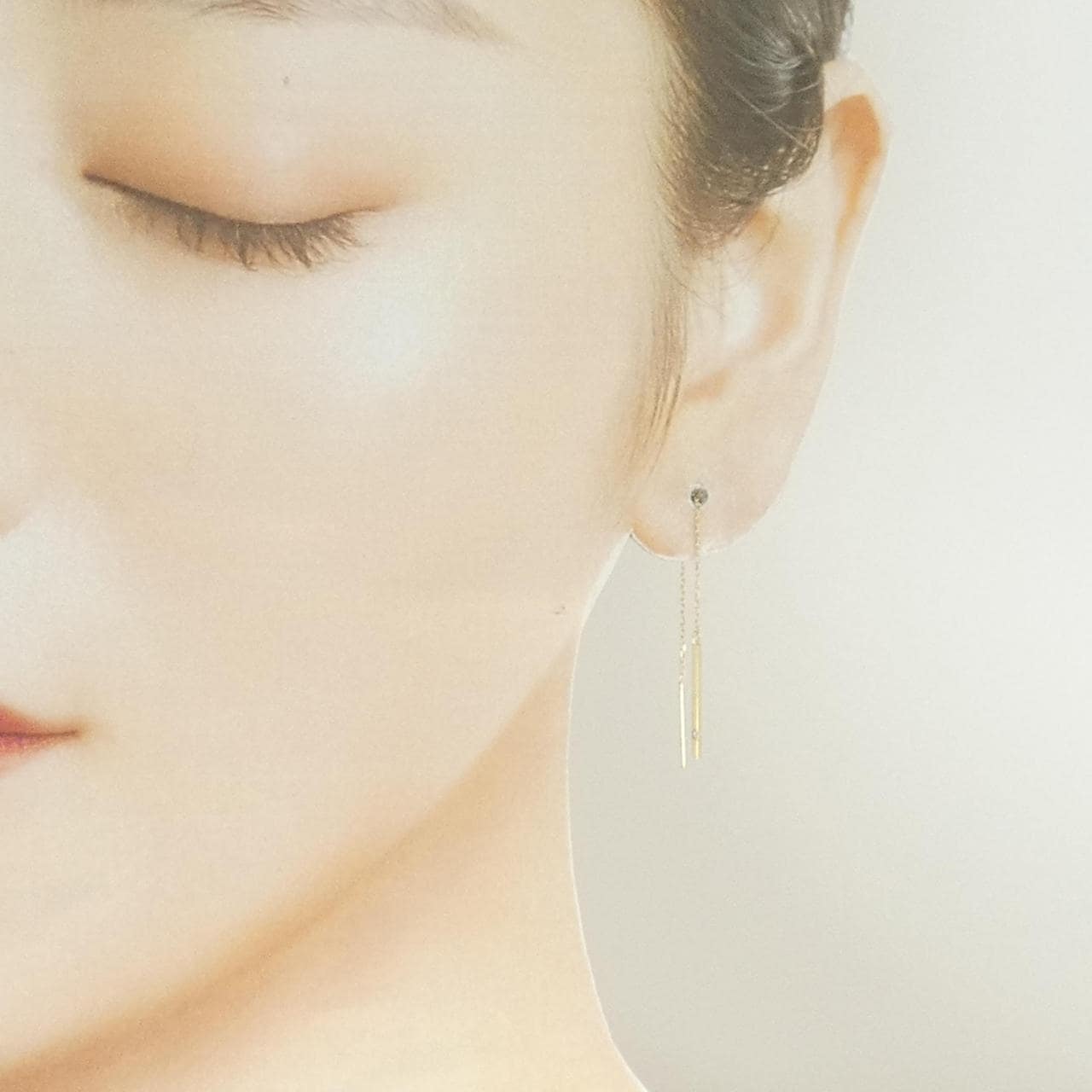 K10YG ダイヤモンド ピアス 0.006CT