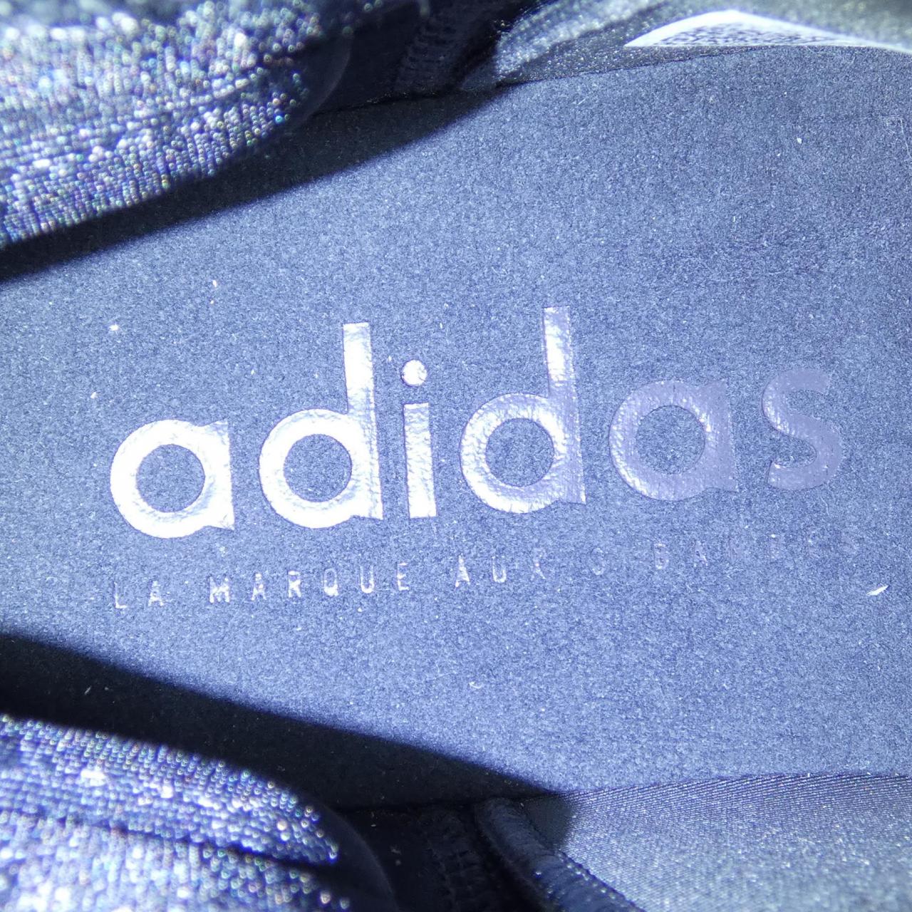 アディダス ADIDAS スニーカー