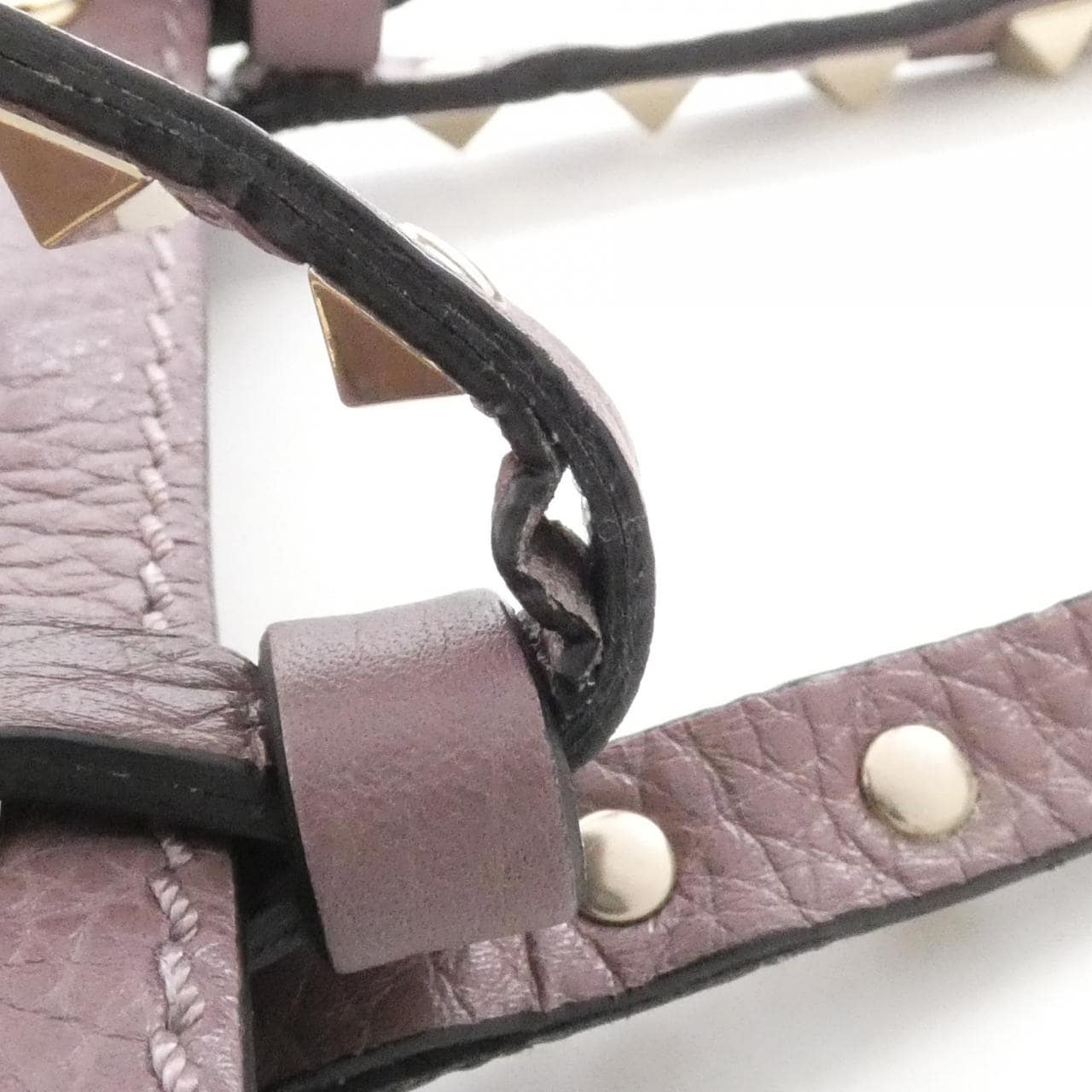 ヴァレンティノガラヴァーニ バッグ