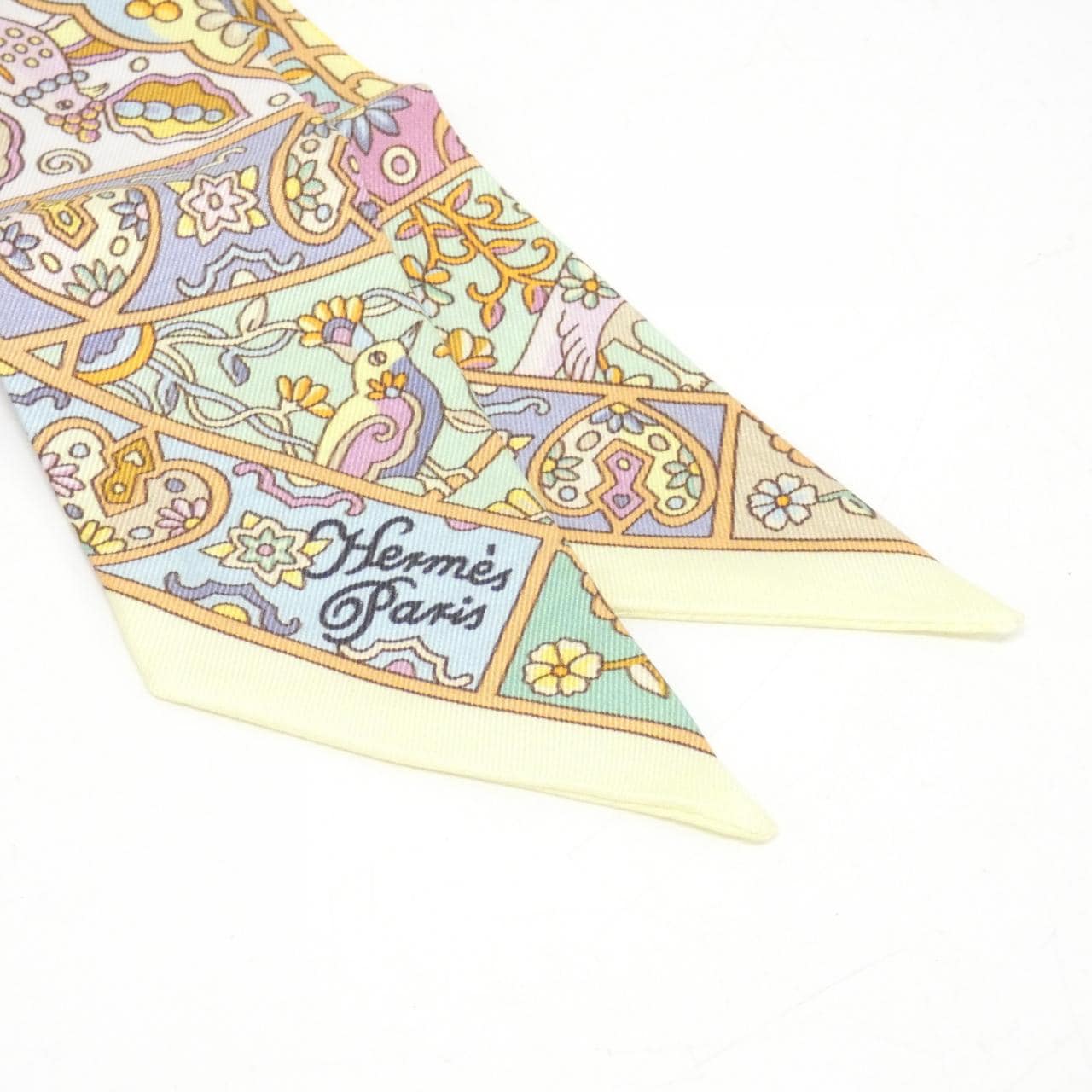 エルメス AU PAYS DES OISEAUX FLEURS ツイリー 062983S スカーフ