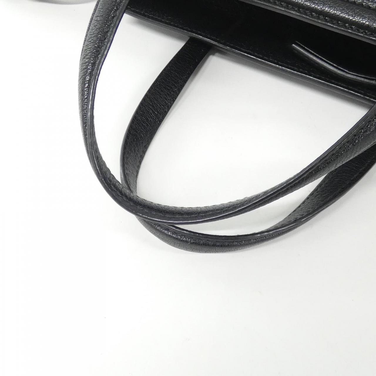 サルヴァトーレフェラガモ 21 F830 バッグ