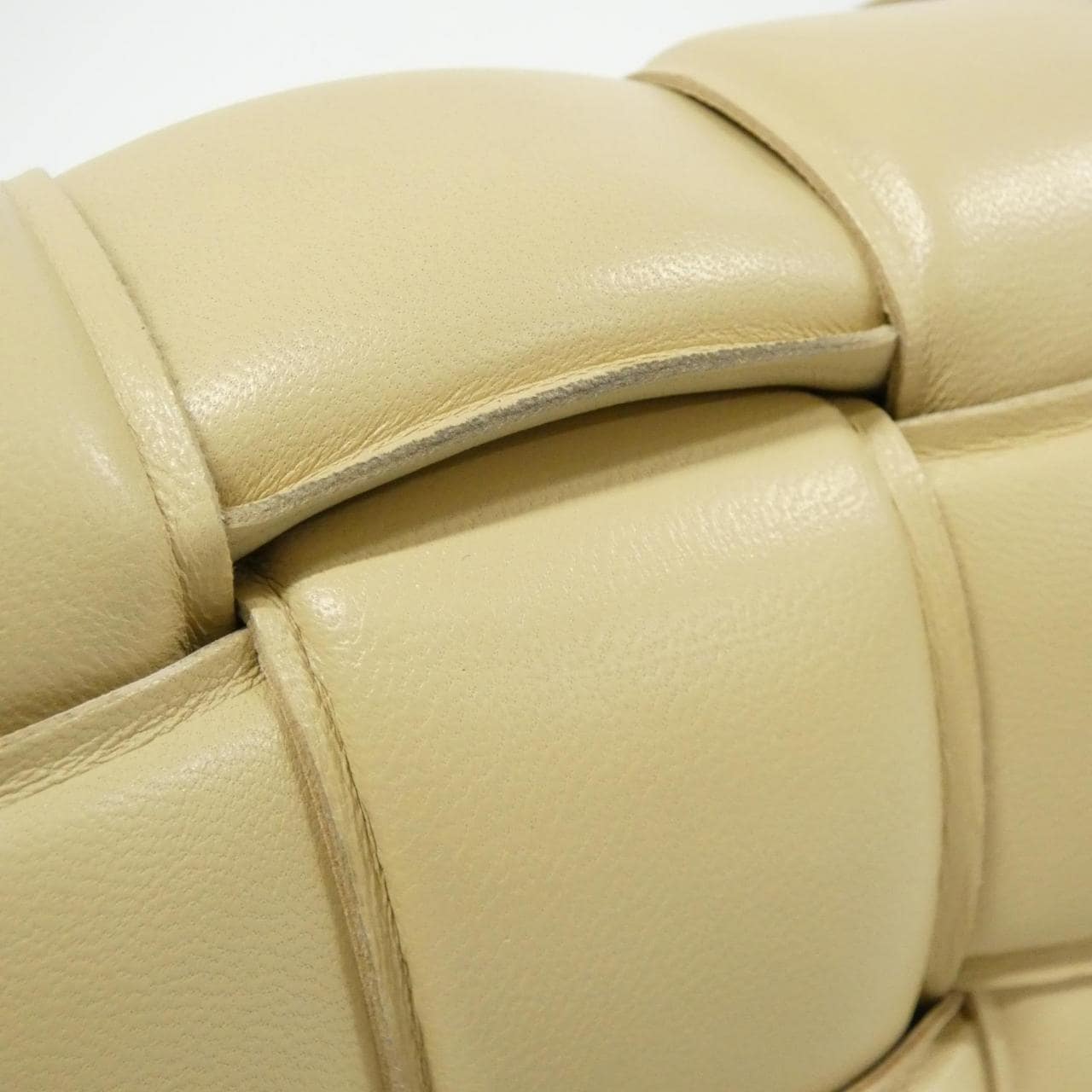 ボッテガヴェネタ 591970 VCQR1 ショルダーバッグ