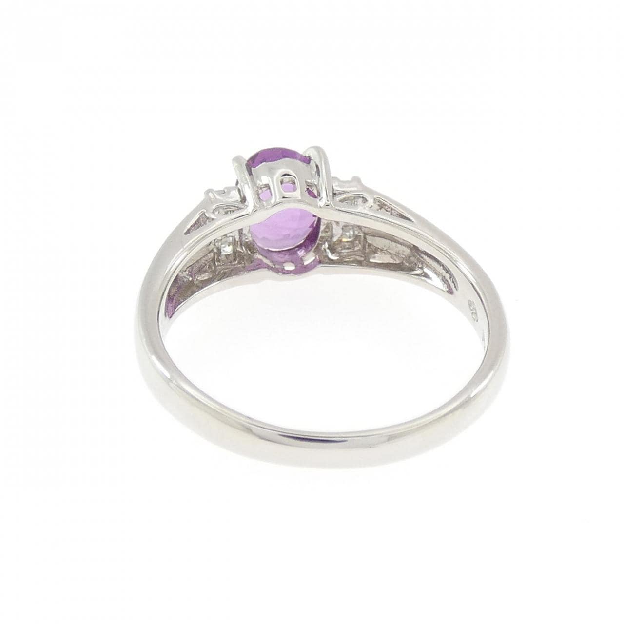 PT900 サファイヤ リング 0.84CT