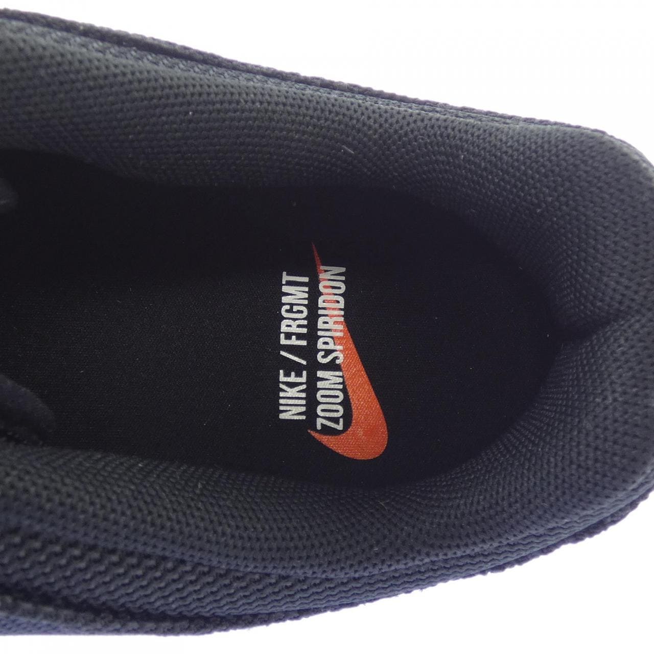 ナイキ NIKE スニーカー