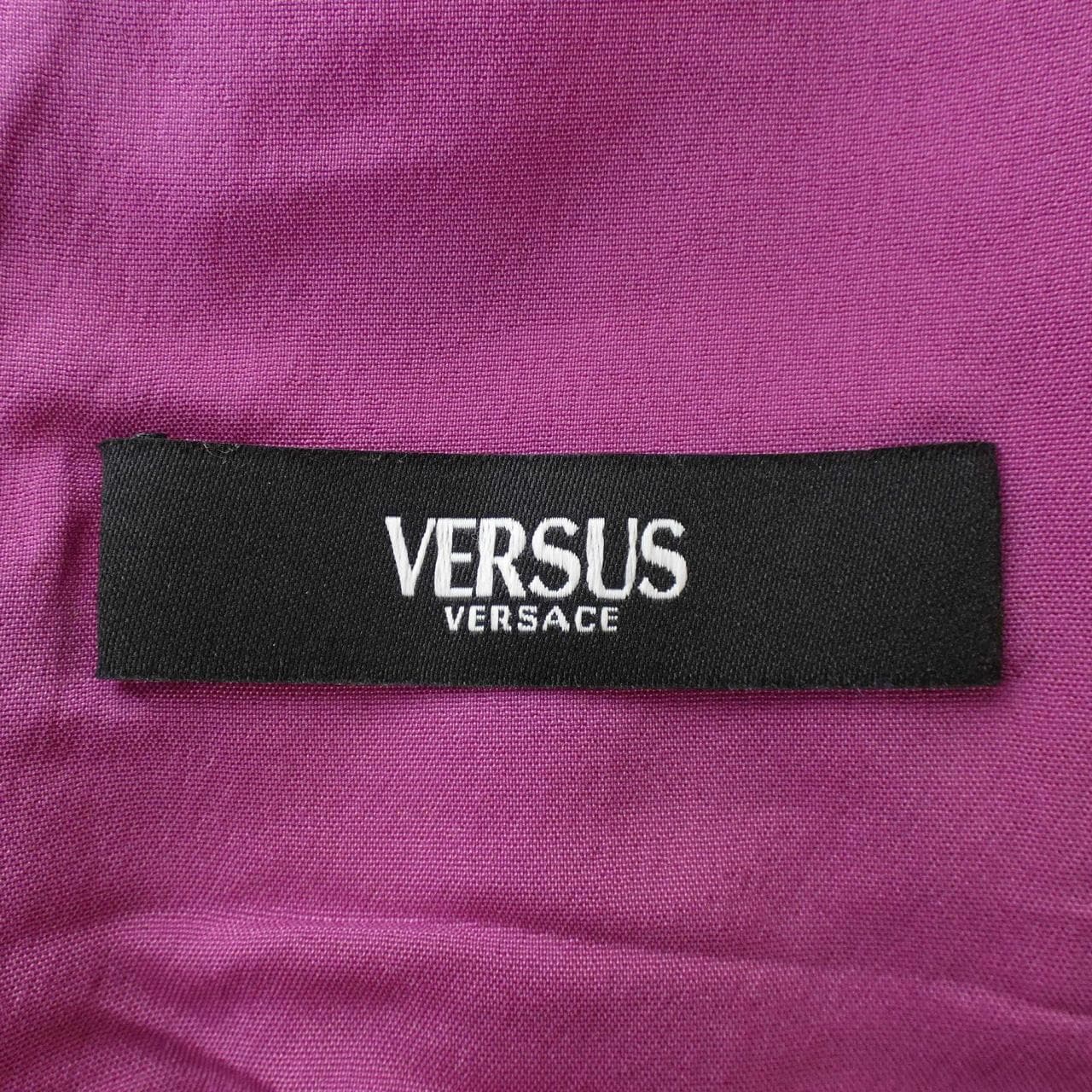 VERSUS ワンピース