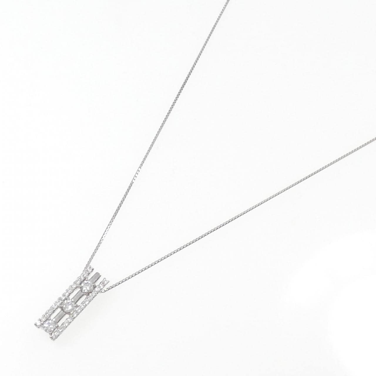 [BRAND NEW] PT Diamond Necklace 0.61CT