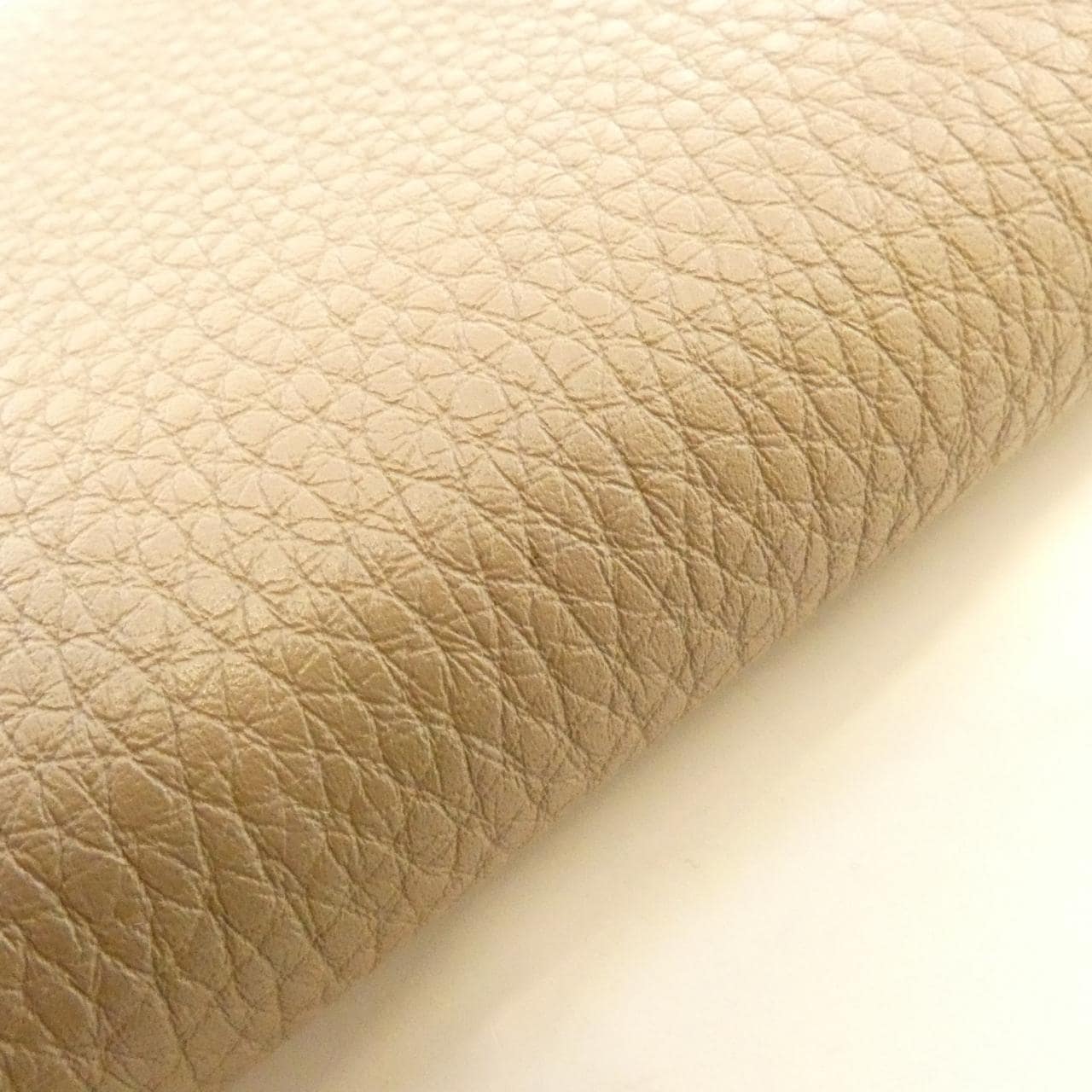 フェンディ SELLERIA 7M0210 AP3B 財布