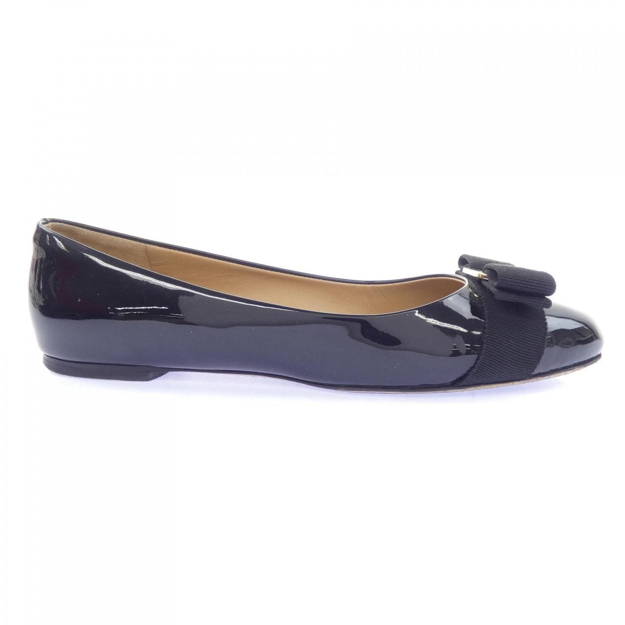 サルヴァトーレフェラガモ SALVATORE FERRAGAMO フラットシューズ