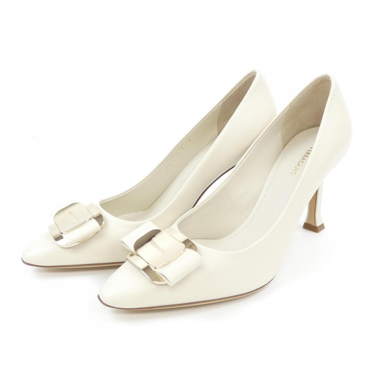 フェラガモ FERRAGAMO パンプス