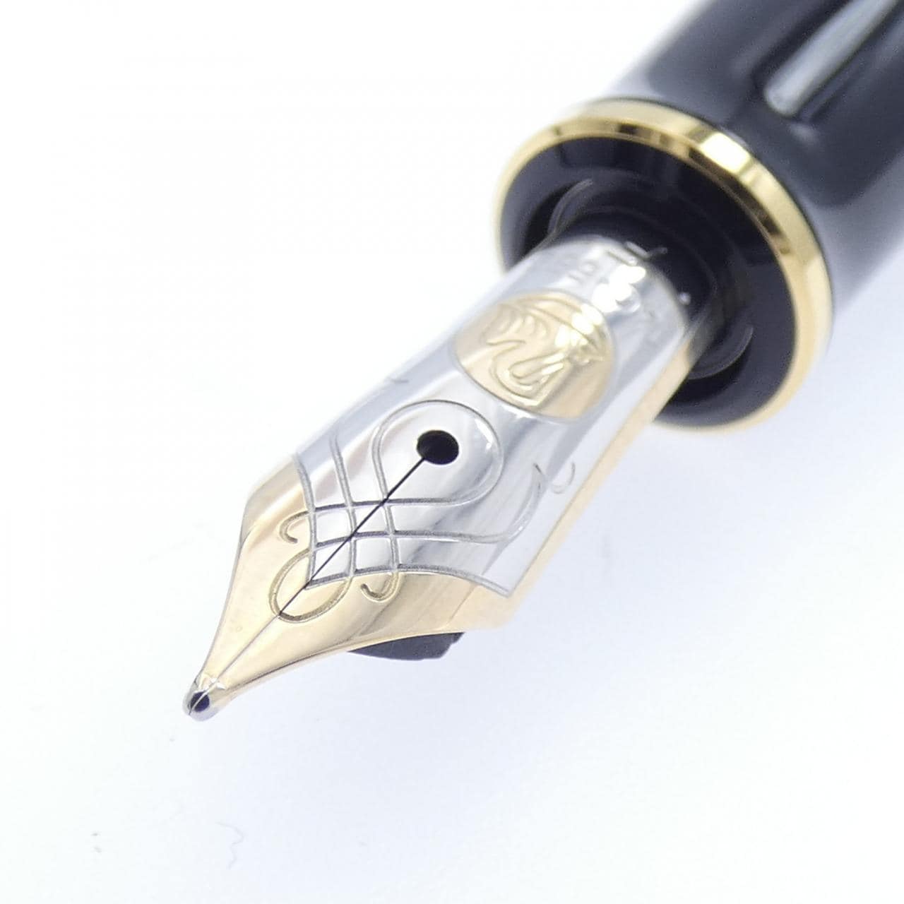 ペリカン スーベレーンM600ボルドー 万年筆