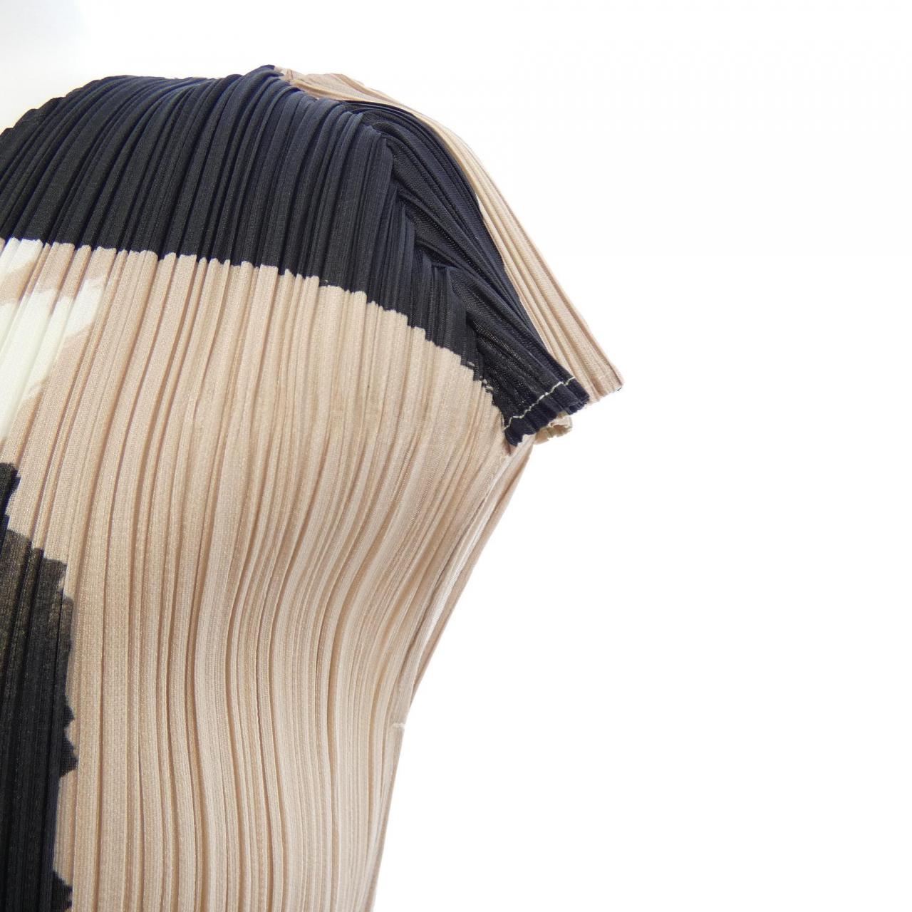 プリーツプリーズ PLEATS PLEASE PP81-JK711 トップス