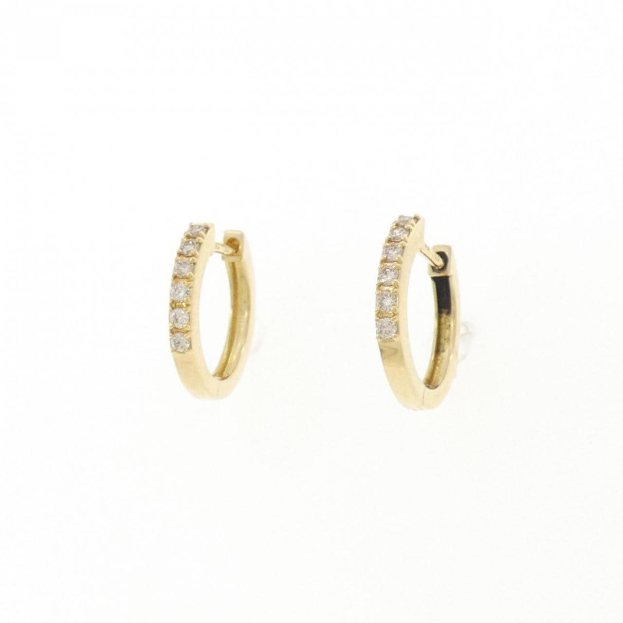 ココシュニック ダイヤモンド ピアス