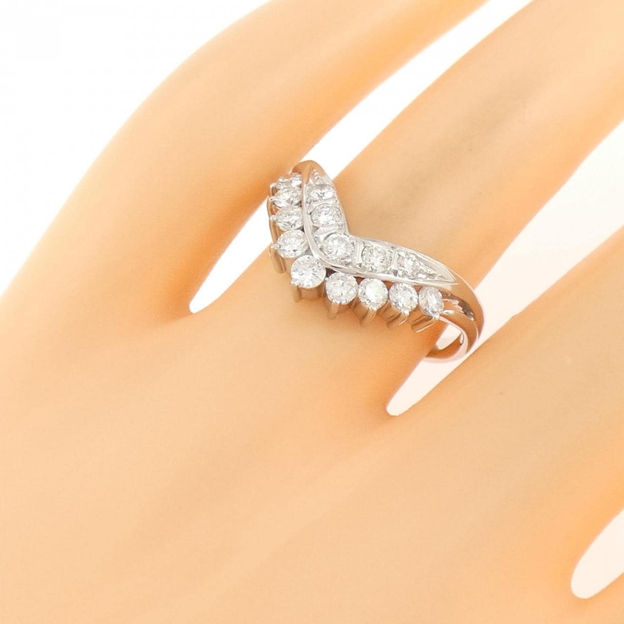 PT900 ダイヤモンド リング 0.71CT