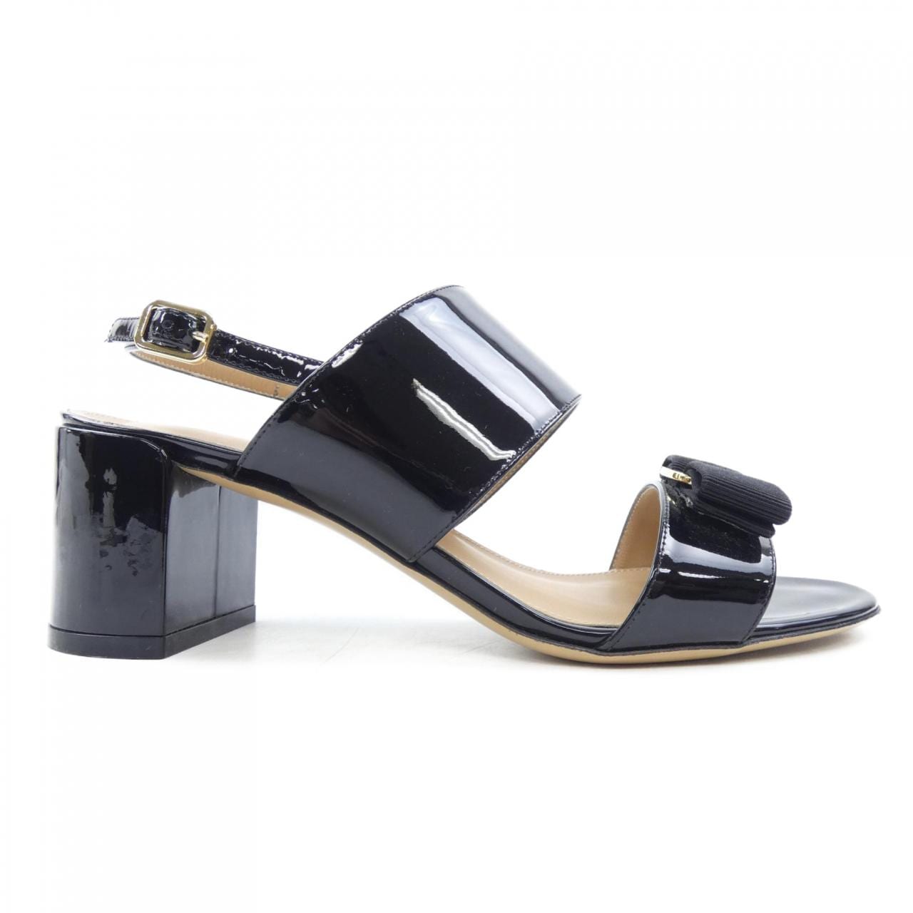 サルヴァトーレフェラガモ SALVATORE FERRAGAMO サンダル