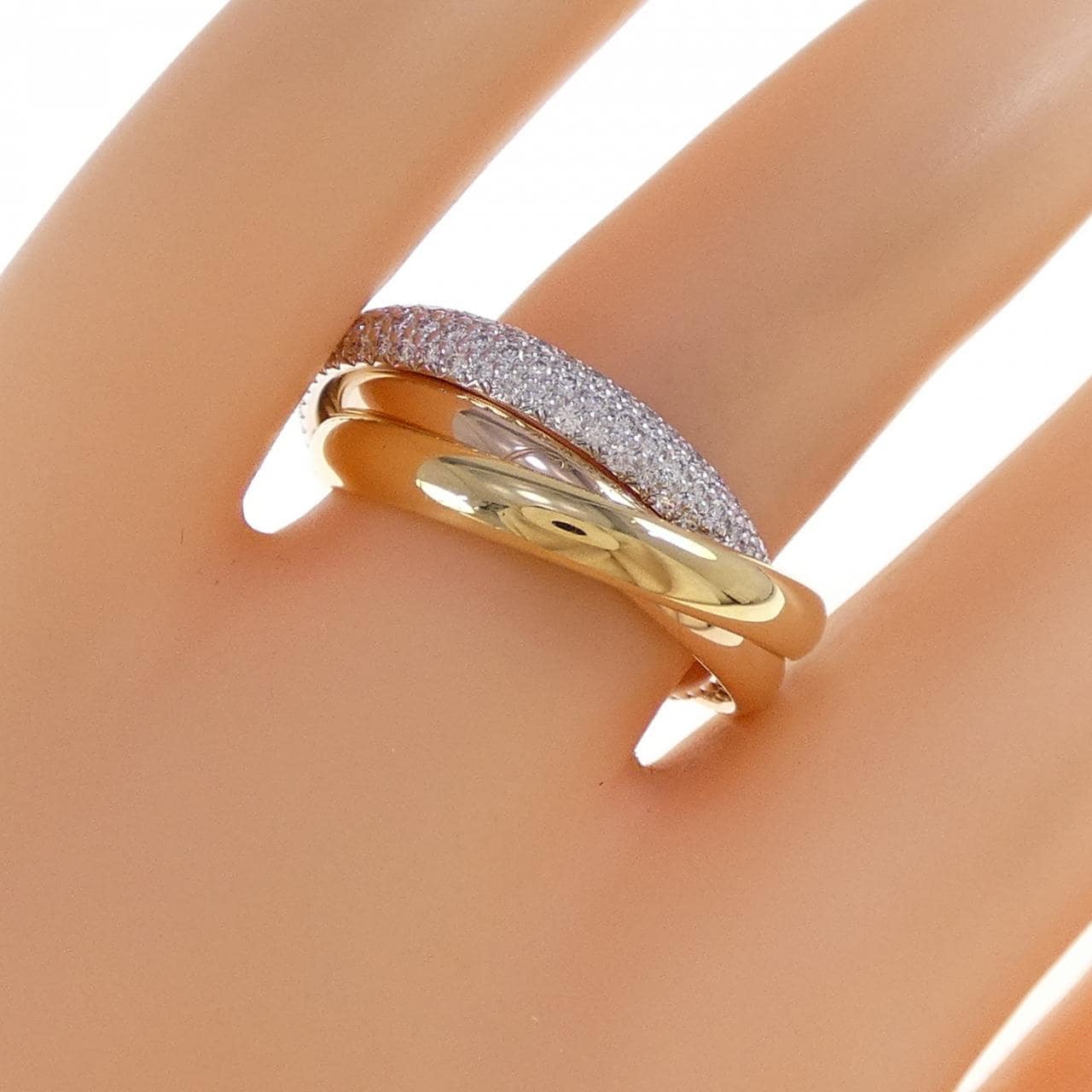 Cartier classic Trinity ring