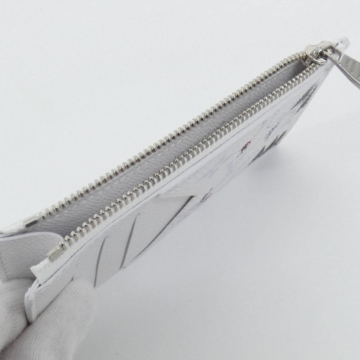 【未使用品】ルイヴィトン　タイガ　ラマ　コインカード　ホルダー　Ｍ２９５０７　コインケース