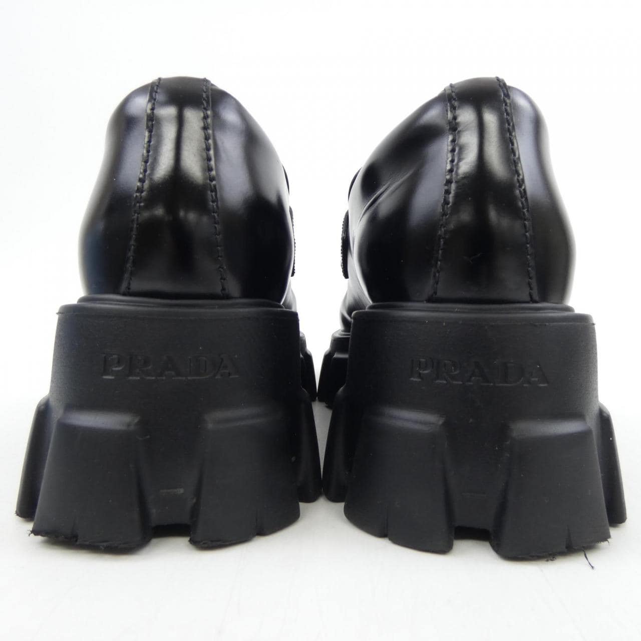 プラダ PRADA モノリス ローファー トライアングルロゴ 1D663M シューズ