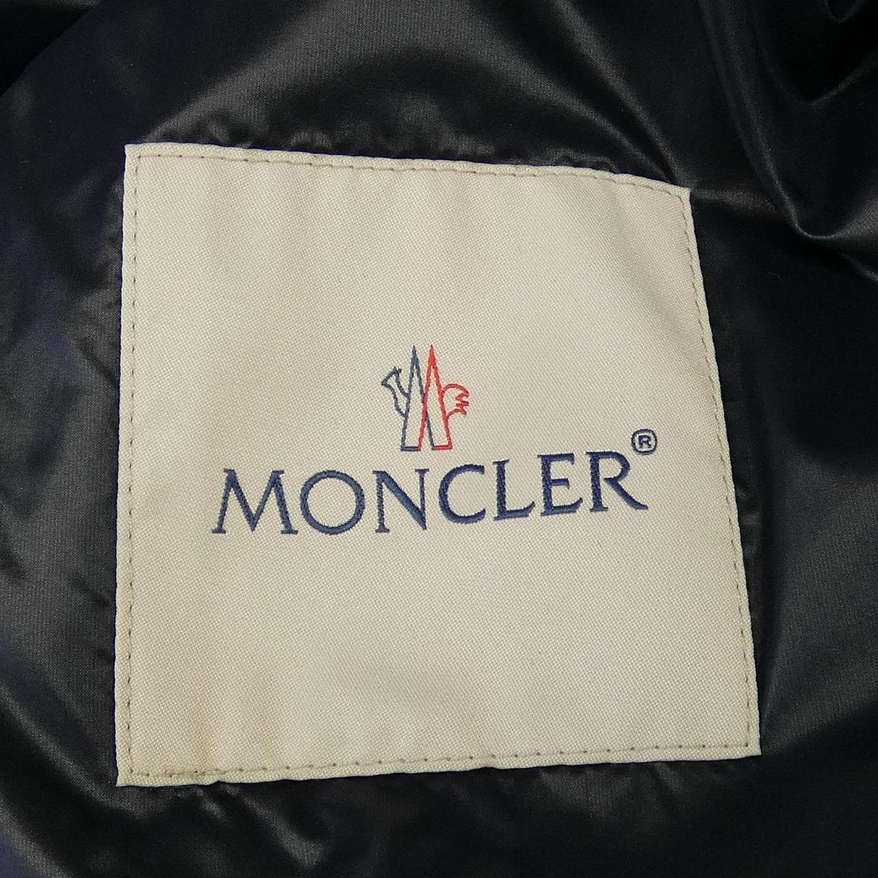 モンクレール MONCLER DALLES ダウンジャケット