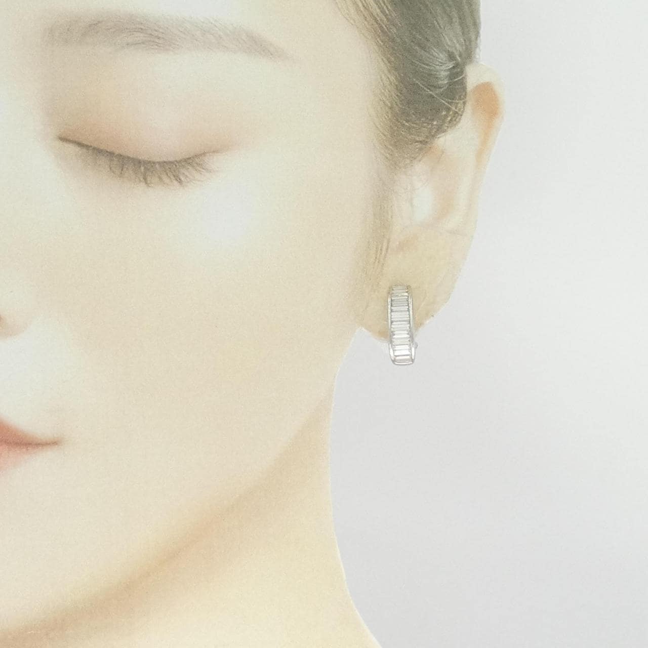 K18WG ダイヤモンド ピアス 2.03CT