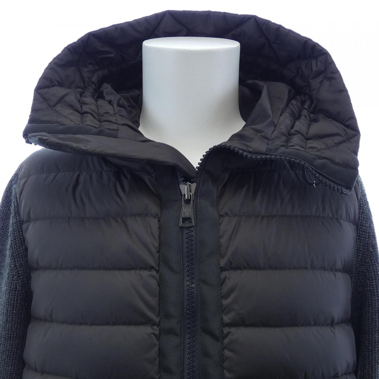 モンクレール MONCLER 20919402800 ダウンジャケット
