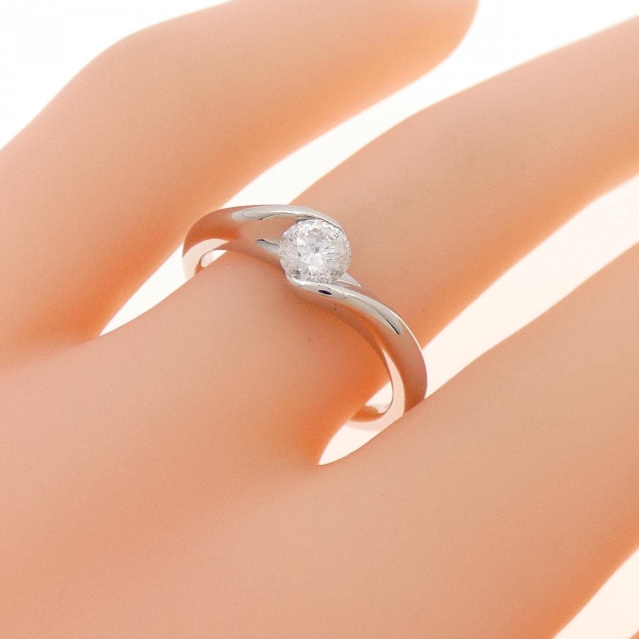 PT900 Diamond Ring 0.332CT