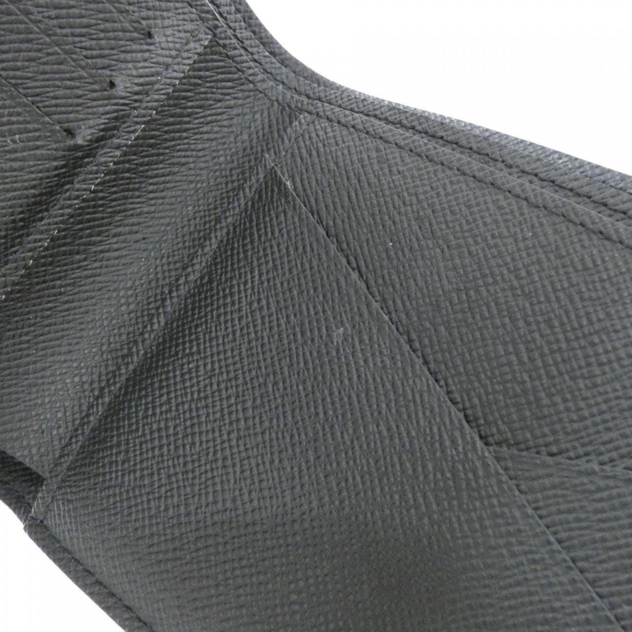 ルイヴィトン タイガ ポルトフォイユ ミュルティプル M30531 札入れ