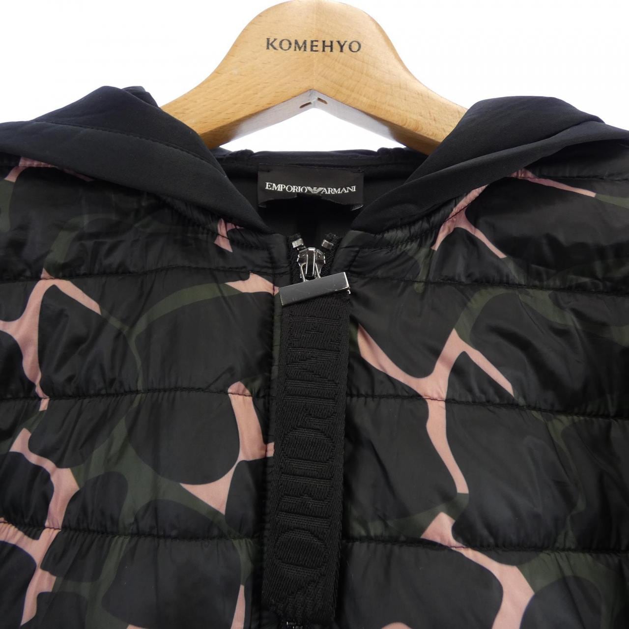 エンポリオアルマーニ EMPORIO ARMANI 6G2B6A 2JD4Z パーカー