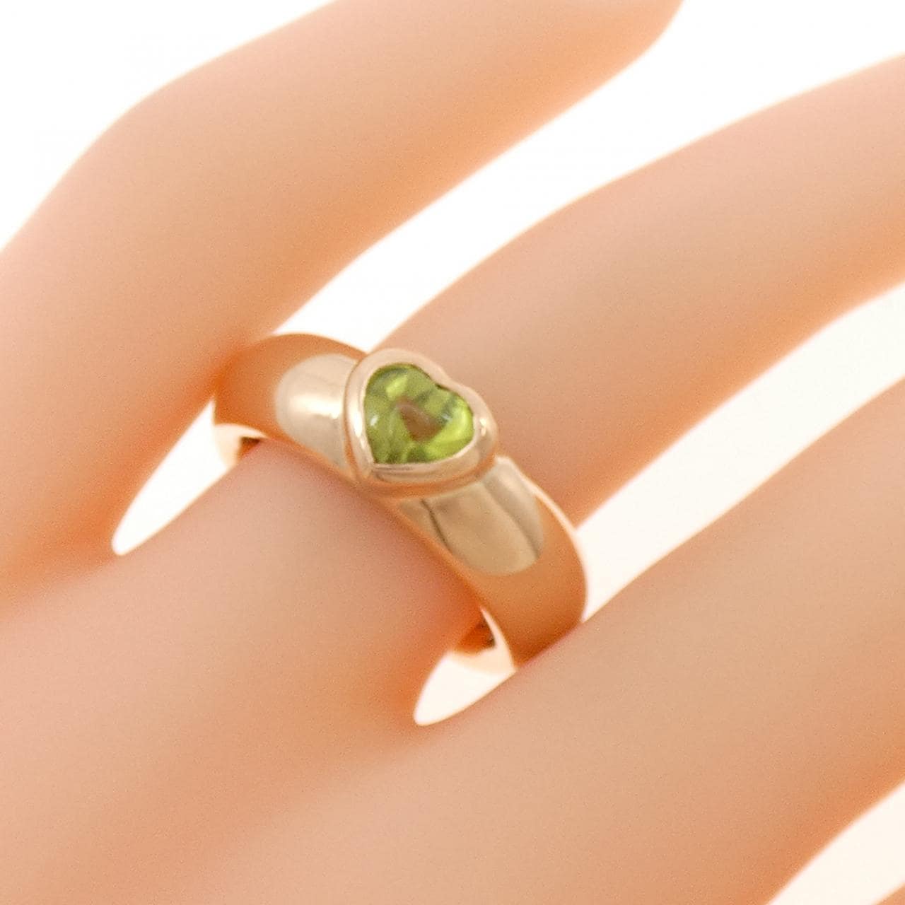 ティファニー ペリドット リング