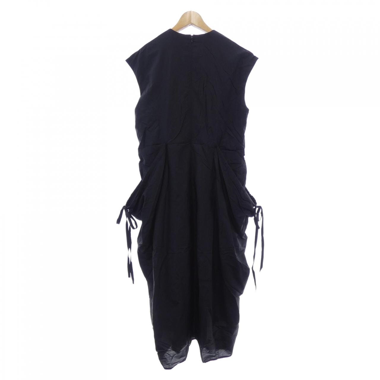 アドーア ADORE ワンピース