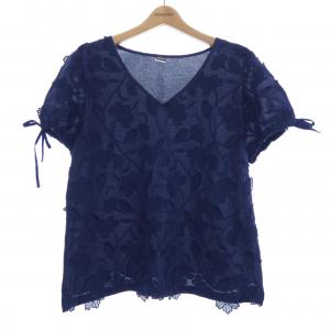 OSCALITO トップス