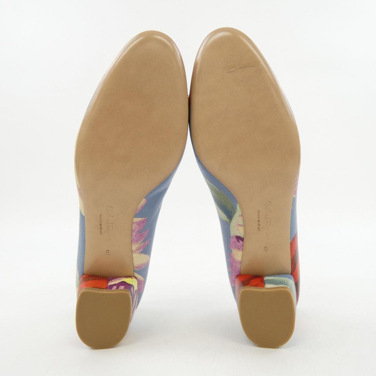 サルヴァトーレフェラガモ SALVATORE FERRAGAMO パンプス