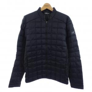 アークテリクス ARC'TERYX 22951-119515 ダウンジャケット