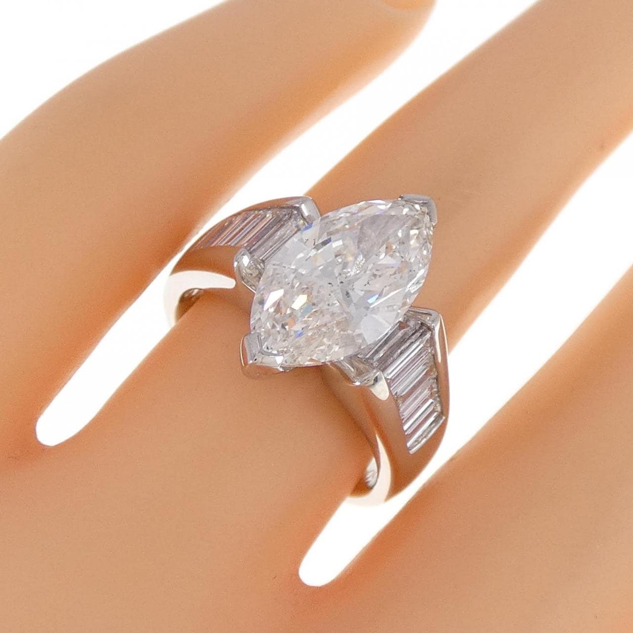 PT Diamond Ring 3.077CT H SI2 Marquise Cut