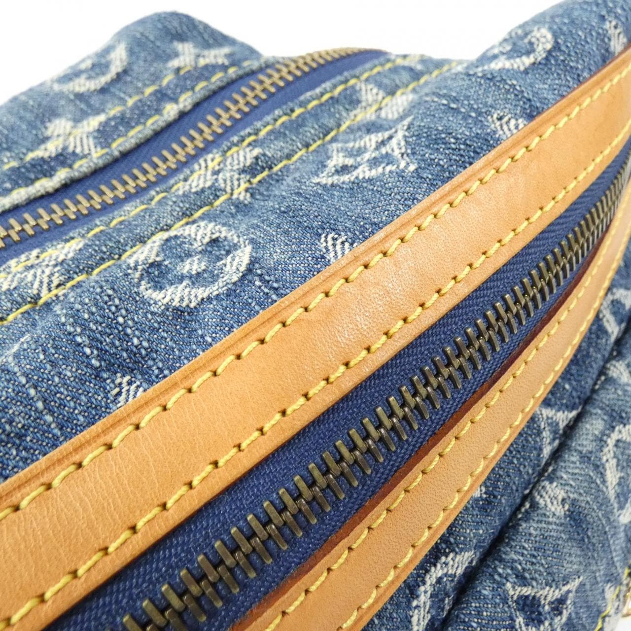 LOUIS VUITTON Monogram Denim Baggy PM M95049 單肩包