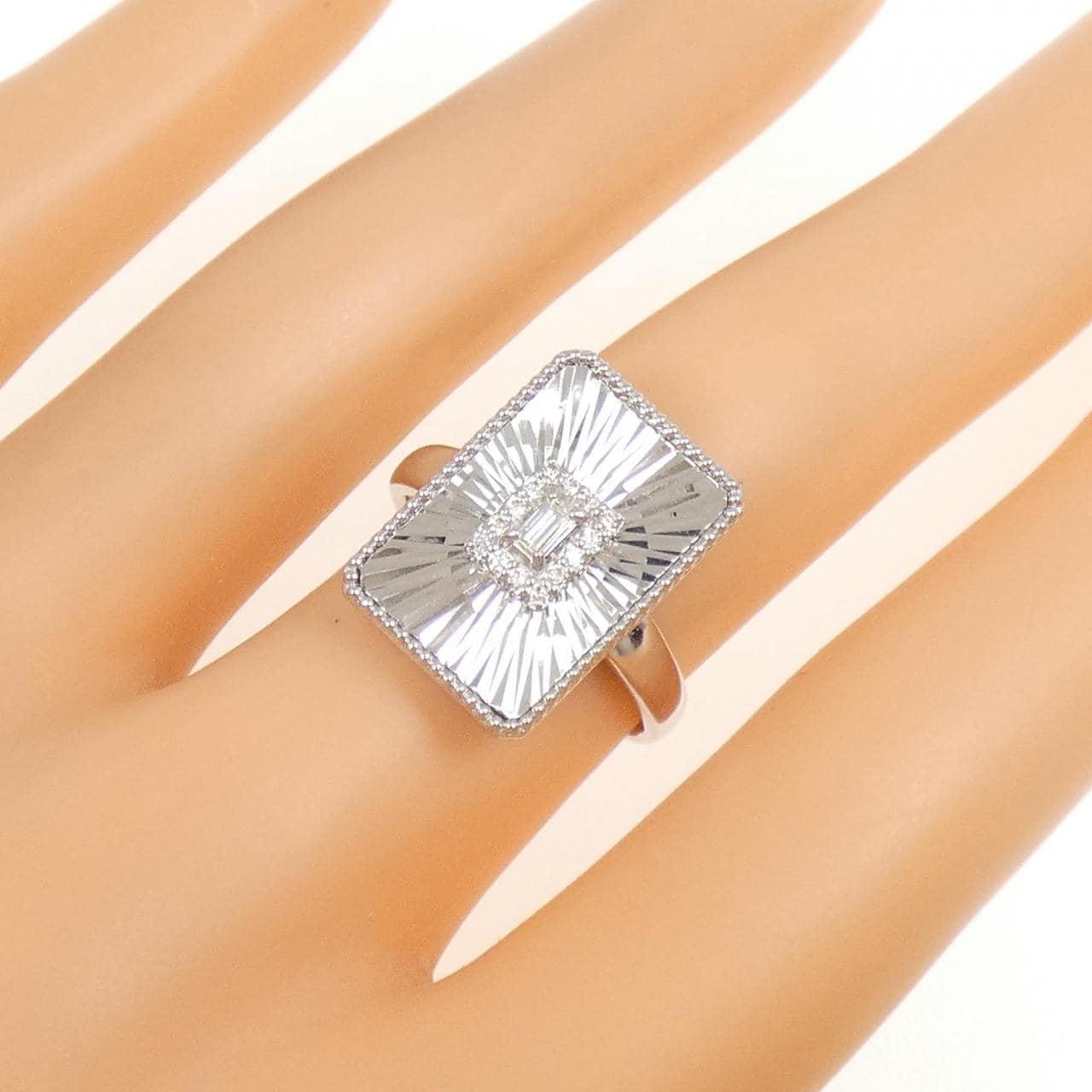 【新品】PT900 ダイヤモンド リング 0.12CT