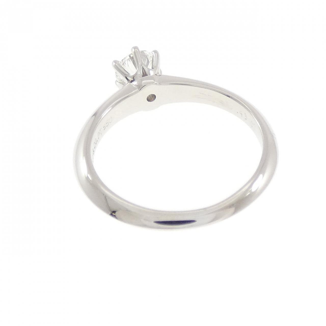 ティファニー クラシックソリティア リング 0.43CT E VVS2
