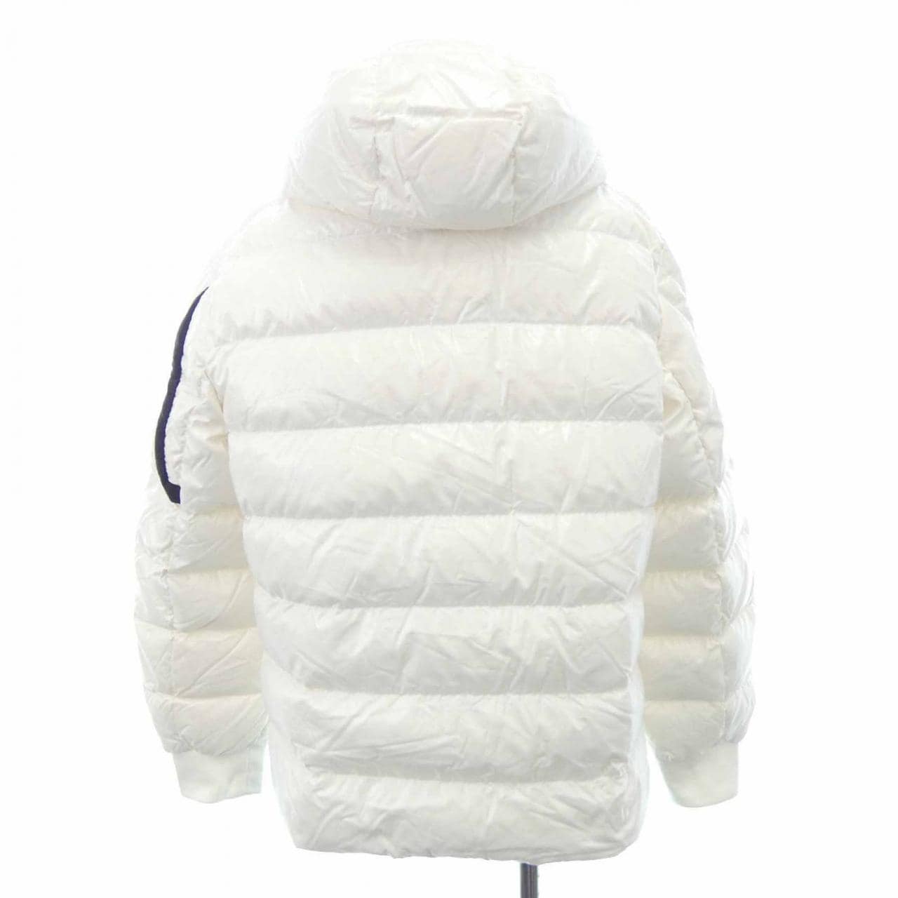 モンクレール MONCLER ダウンジャケット